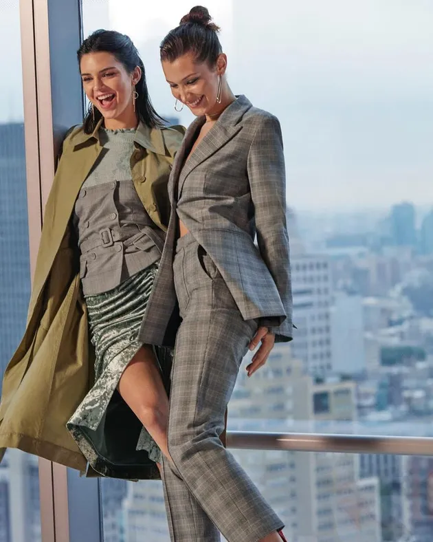 Kendall Jenner &amp; Bella Hadid