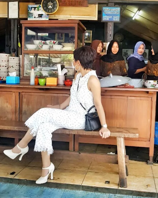 Gaya Yuni Shara, Yuni Shara