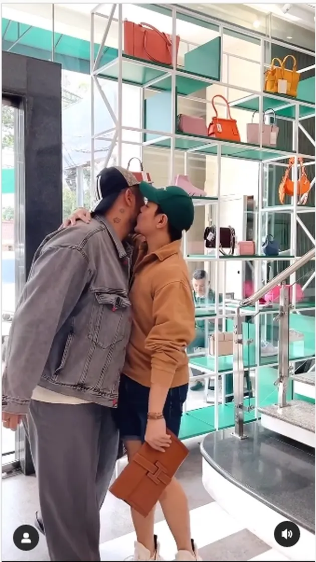 <nil>