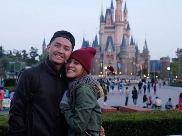 liburan selebriti, liburan selebriti ke luar negeri