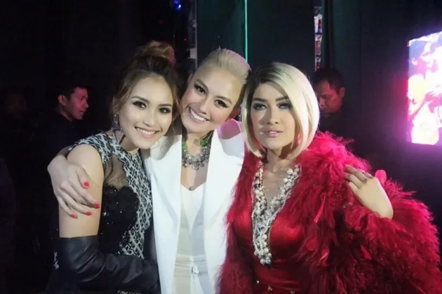 Ayu Ting Ting - Raffi Ahmad 