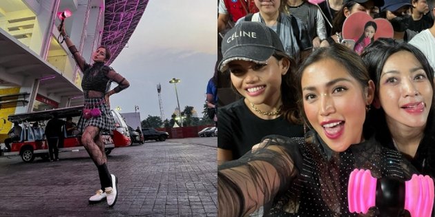 Seperti ini potret keseruan Jessica Iskandar yang asyik nonton konser BLACKPINK. Dirinya menyempatkan datang ke Jakarta menonton konser tersebut kendai kini lebih sering berada di Bali.