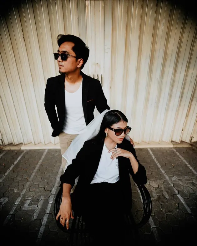 Sara fajira dan suami