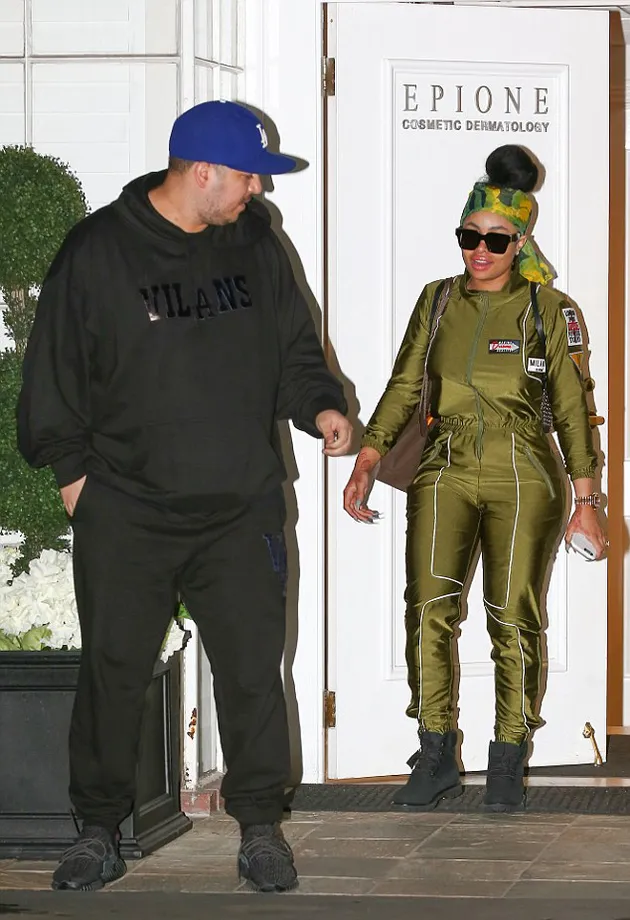Foto Mesra Rob Kardashian &amp; Blac Chyna
