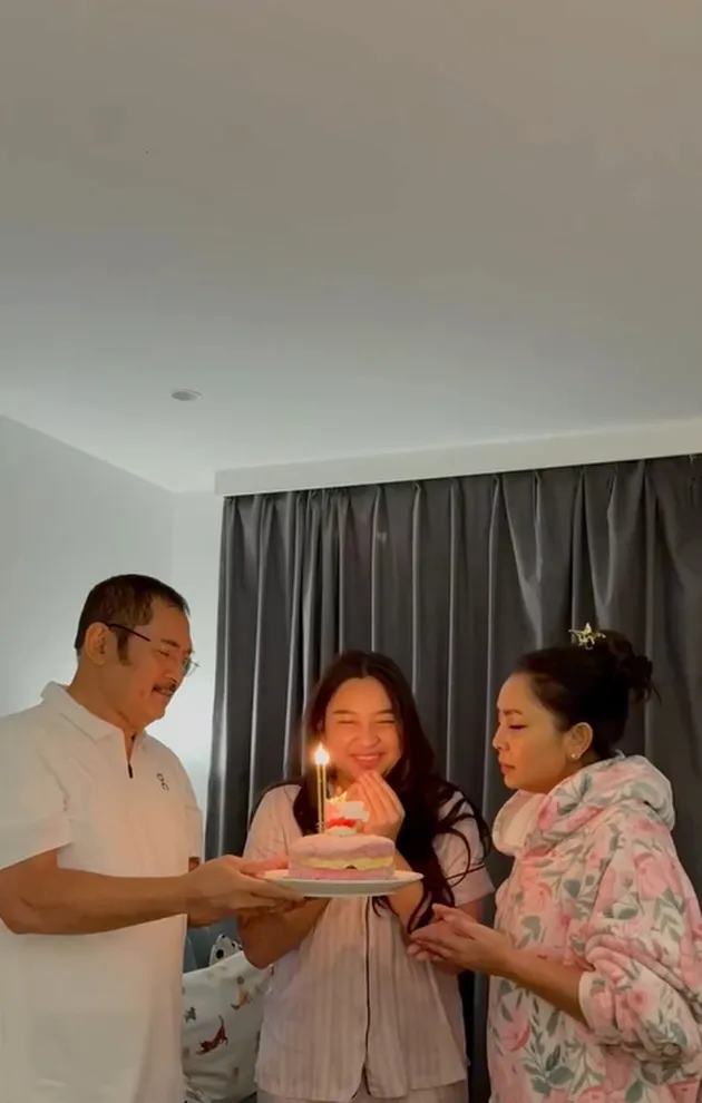 Khirani Trihatmodjo dapat kejutan dari Mayang