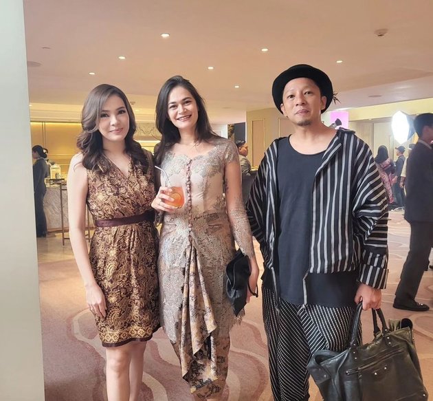Kiky Saputri Called Too Open, Here are 10 Portraits of Artists who Attended OMDC 1 Decade - Aurel Hermansyah Looks Beautiful in Purple