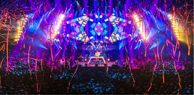 Kilas Perjalanan Karir Armin Van Buuren