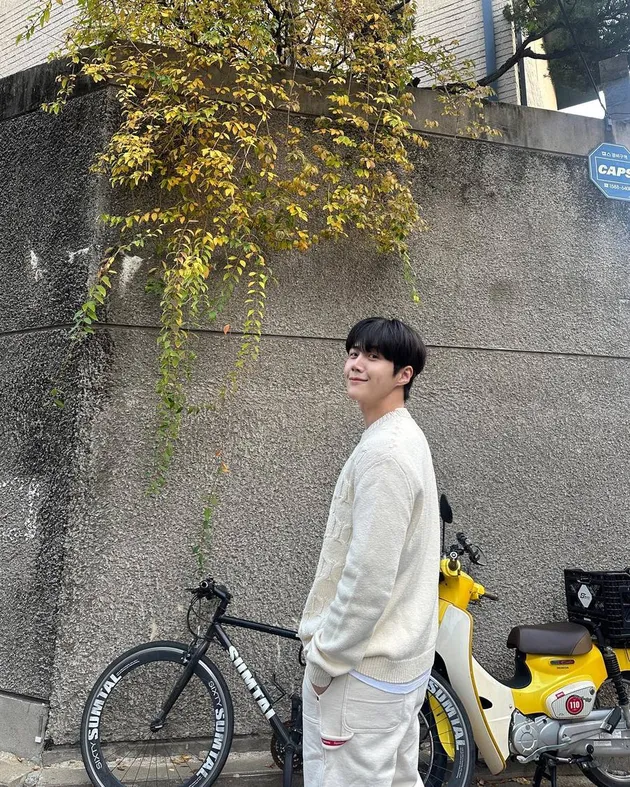 Kim Seon Ho Tinggalkan Salt Entertainment