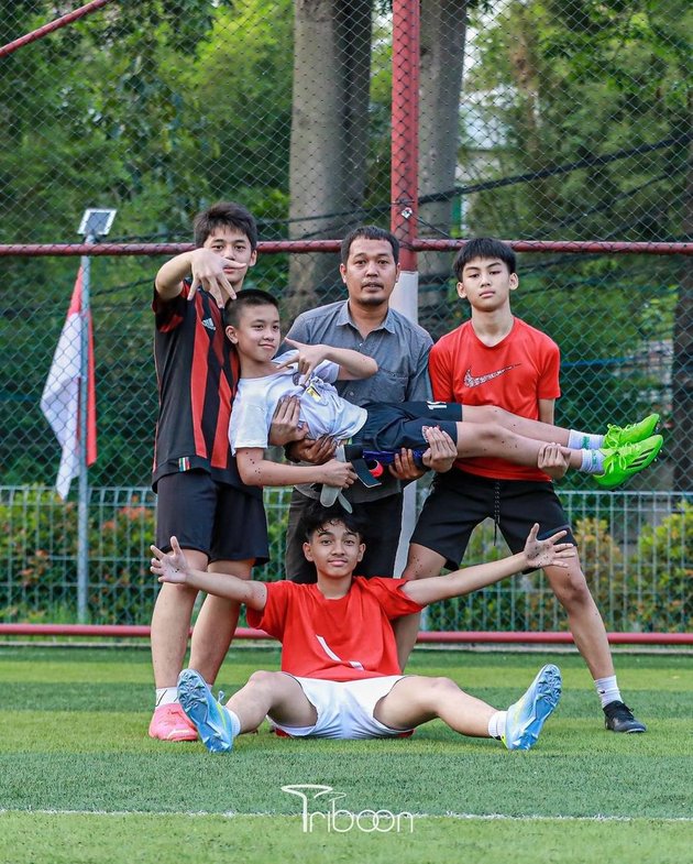 Now 13 Years Old, 10 Photos of Nayutama, Taufik Hidayat's Youngest Son, Who is Equally Cool as His Father - A Football Prodigy Since Early Age