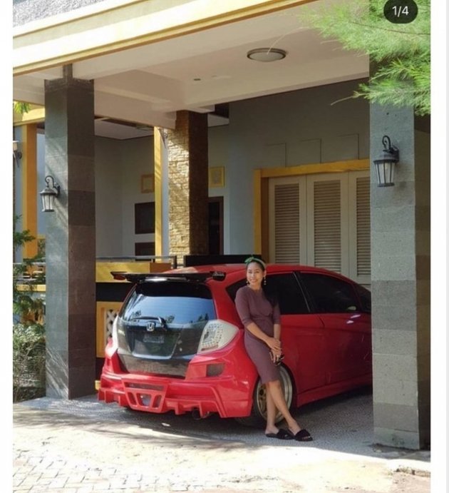 Now Becomes a Dangdut Singer with Fantastic Payment, Take a Look at Evi Masamba's Portrait Who Successfully Buys a Luxury House Despite Being an ART