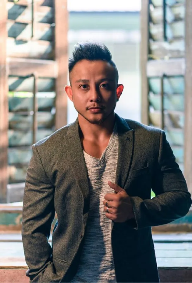 Transgender Kekar dari Malaysia