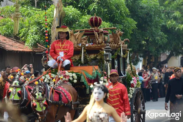 Jokowi Mantu - Pernikahan Kahiyang Bobby