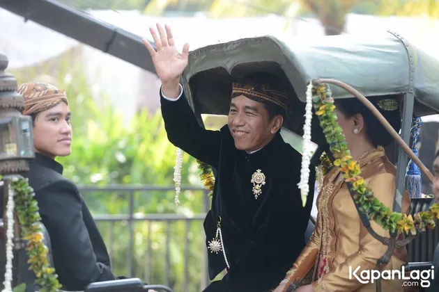 KIRAB JOKOWI MANTU: KAHIYANG TAMPIL AYU - BOBBY TERSENYUM 