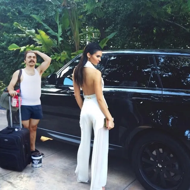 Kirby, Kembaran Kendall Jenner