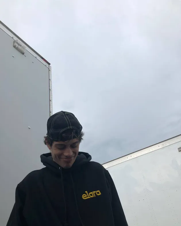 pete davidson pacar ariana grande