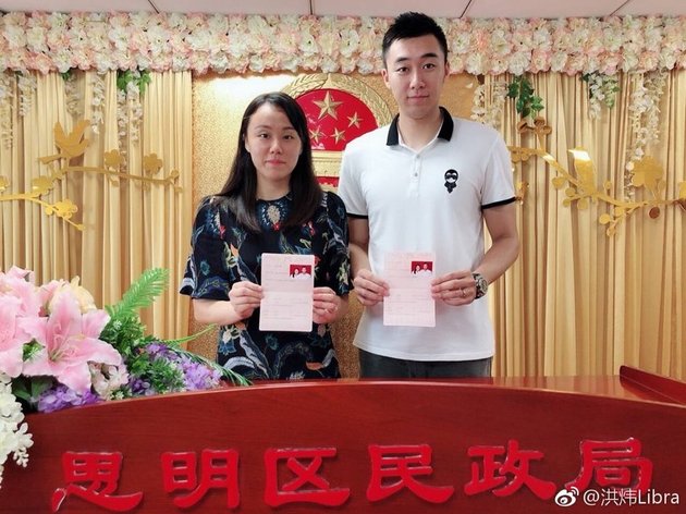 The Story of Love that Divided Former Badminton Player Zhao Yunlei and Zhang Nan, Guarding Other People's Marriage - Married to 'Mistress'