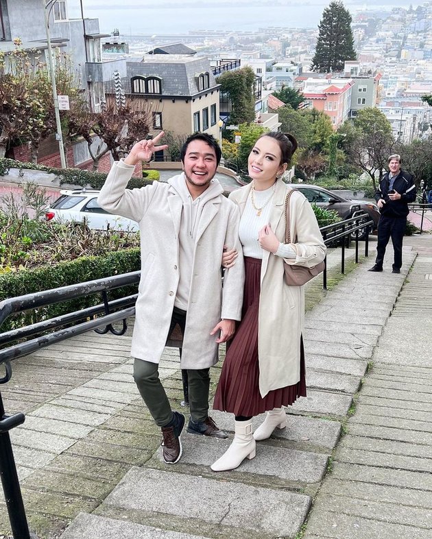 Their Love Story Was Once Criticized - Accused of Being Lesbian, Here's a Picture of Abash, Ex of Lucinta Luna, and Her Long-Term Partner Who Are Even More Affectionate