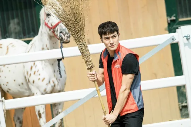 siwon kang sora revolutionary love