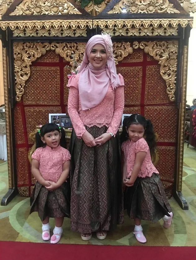 pernikahan kakak indra bekti