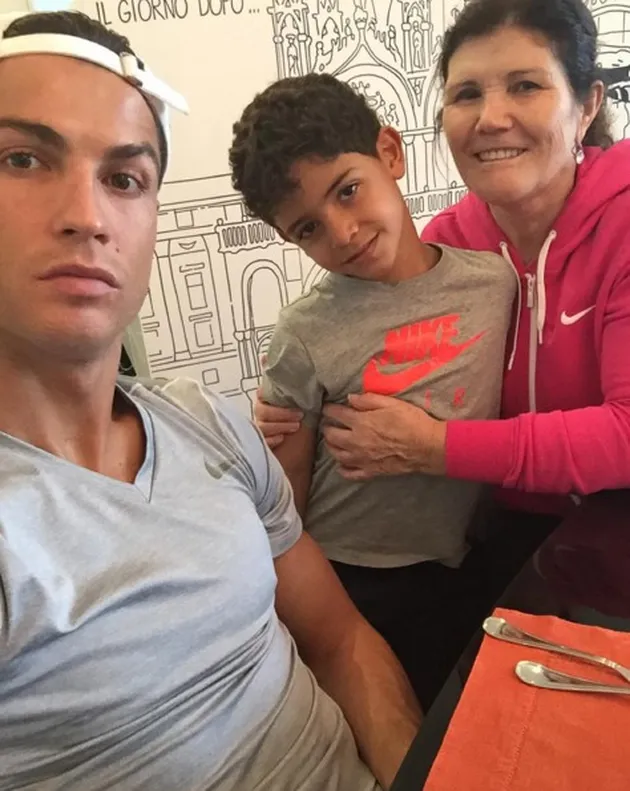 Foto Lucu Cristiano Ronaldo &amp; Anak