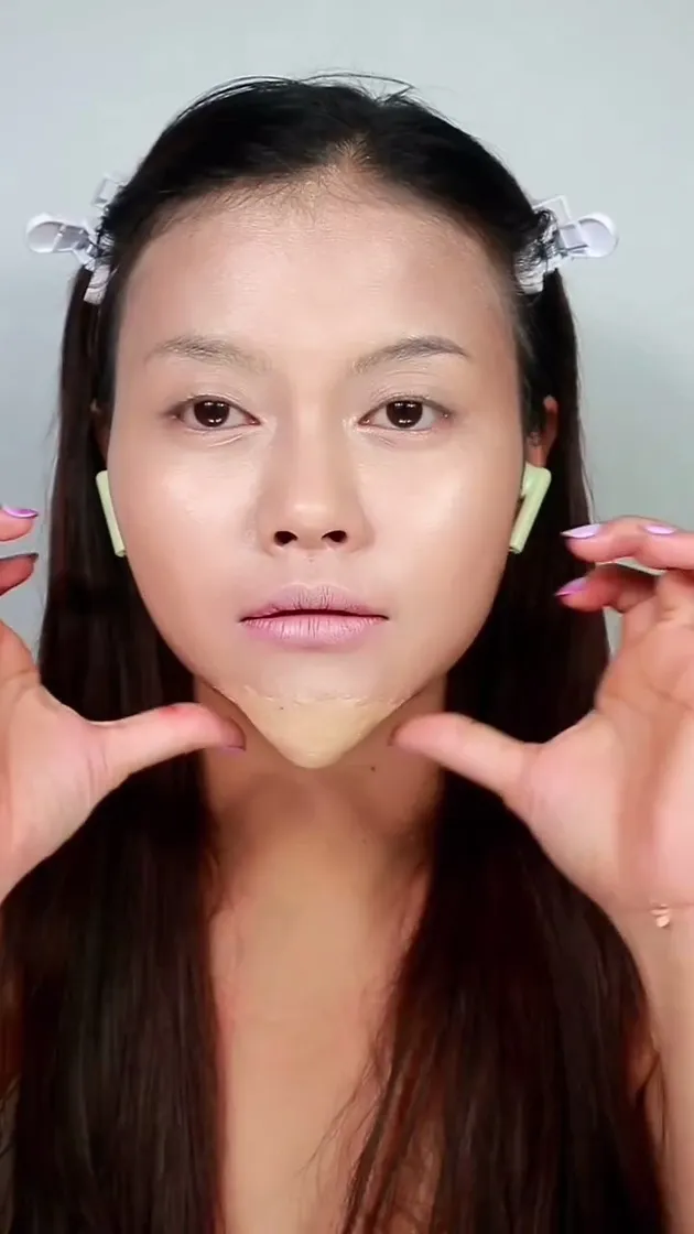 Tranformasi makeup konten kreator mirip Lisa Mariana