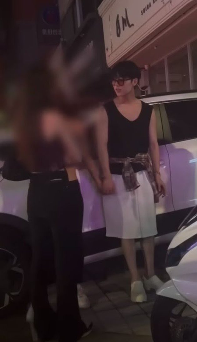 Controversy Surrounding Choi Hyun Wook Smoking Discarding Cigarette Butts Korean Netizens 4749