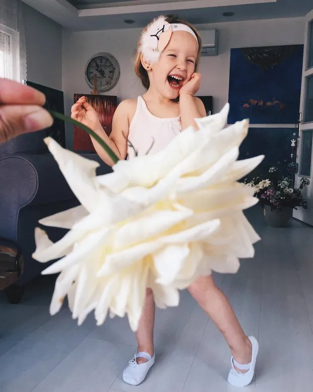 Gaun Dari Sayur dan Buah