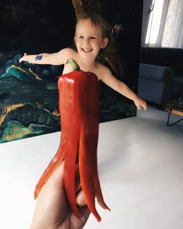 Gaun Dari Sayur dan Buah