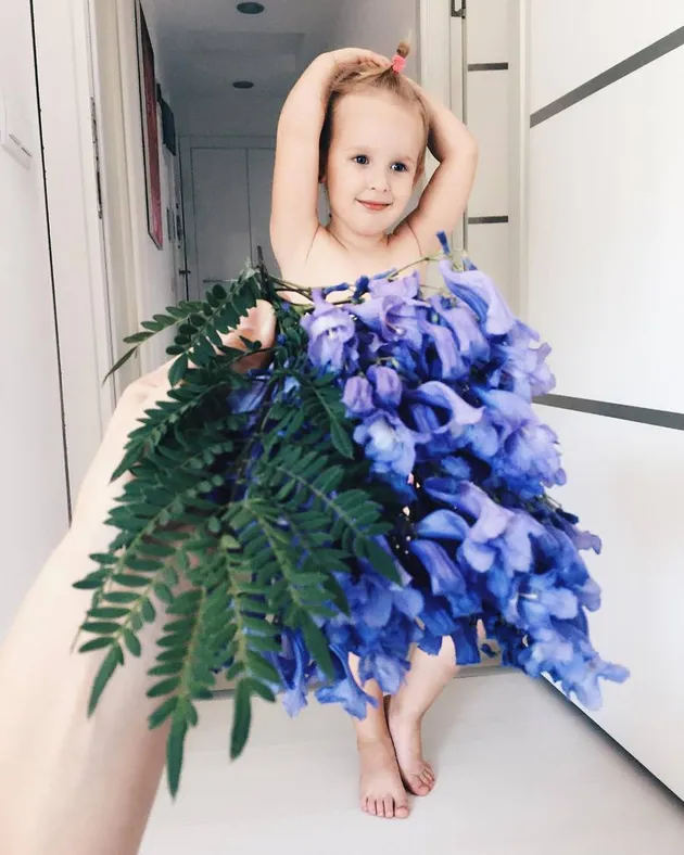 Gaun Dari Sayur dan Buah