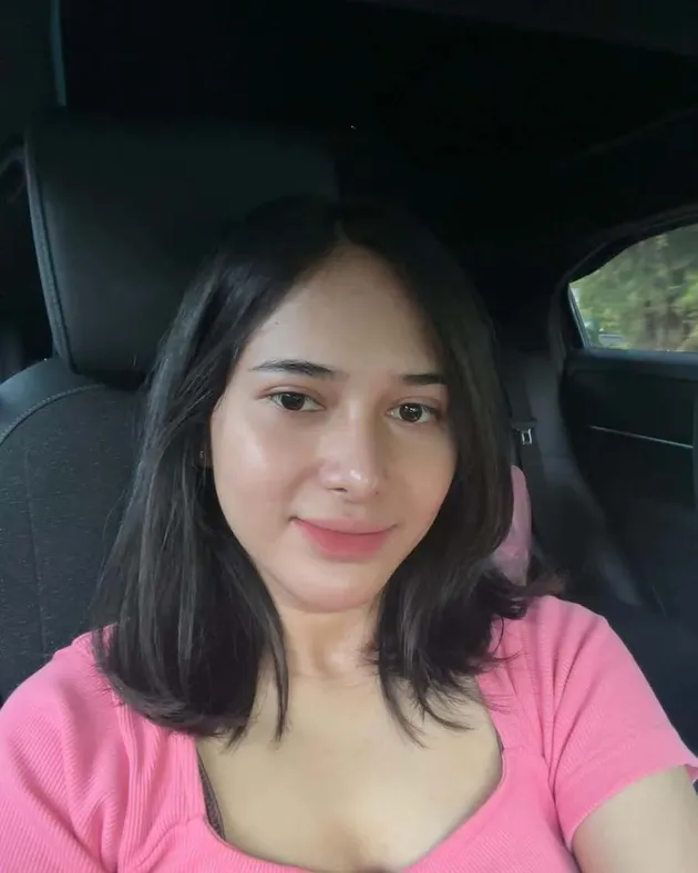 Kronologi mantan suami Dilan Janiyar selingkuh