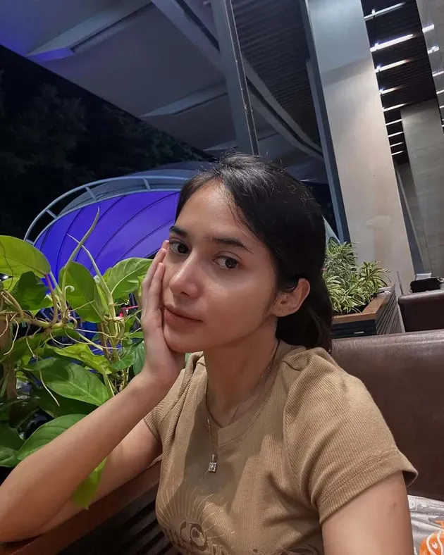 Kronologi mantan suami Dilan Janiyar selingkuh