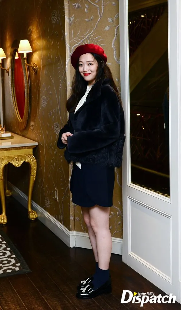 Sulli Bak Sosialita