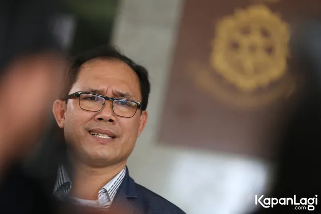 Kuasa Hukum Mucikari F dan O