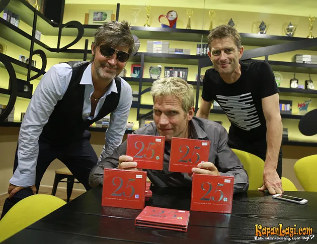 MLTR Raih Double Platinum Album