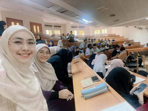 Potret Oki Setiana Dewi Masuki Tahun Ajaran Baru Usai Libur 3 Bulan