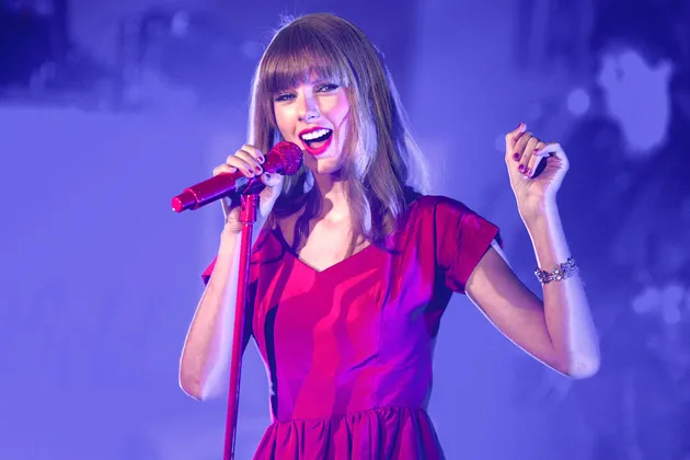 Foto Kocak Taylor Swift