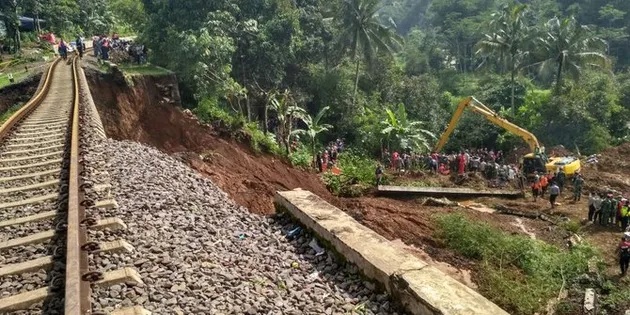 longsor, bencana longsor, longsor puncak, longsor di bogor