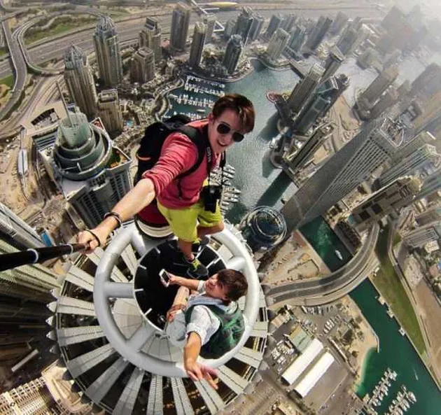 selfie, foto selfie, selfie berbahaya, selfie ngawur