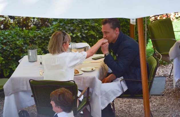 taylor swift-tom hiddleston, pacar baru taylor swift, hubungan taylor swift