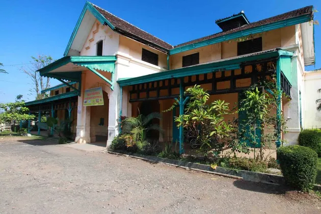 Arsitektur Stasiun Antik