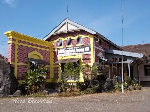 Arsitektur Stasiun Antik