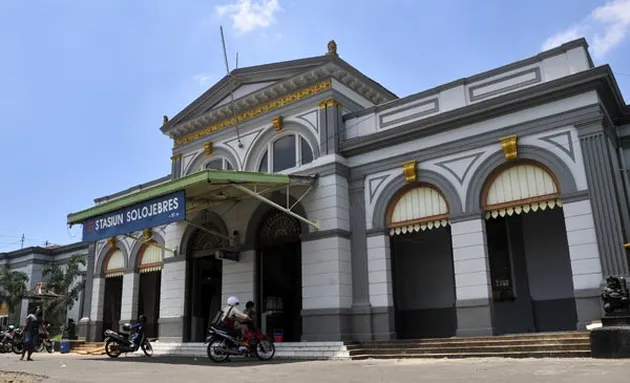 Arsitektur Stasiun Antik