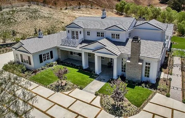 rumah kylie jenner