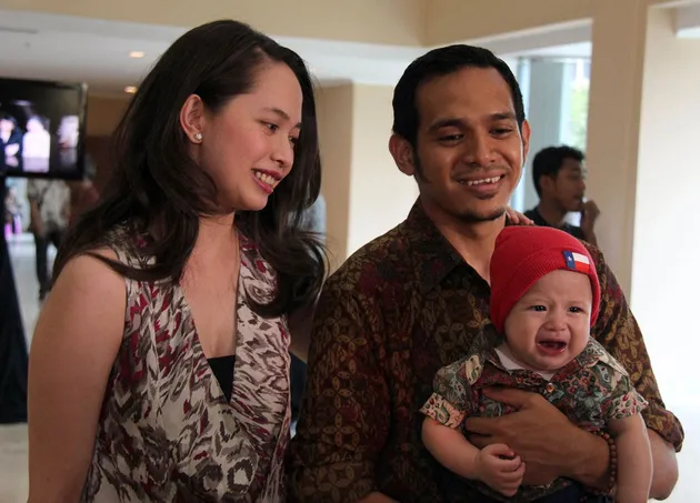 Selebritis Melahirkan