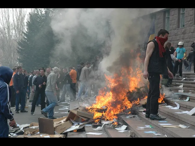 10 Trending Topic Terpopuler