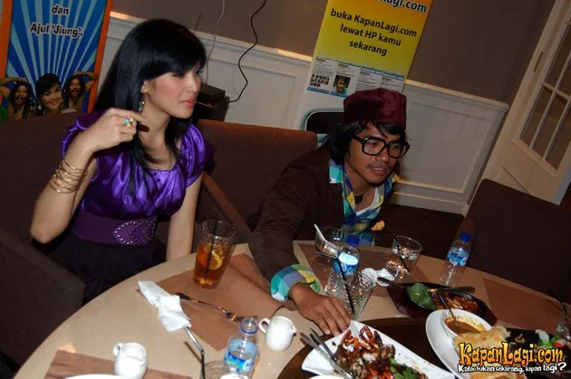 sandra dewi