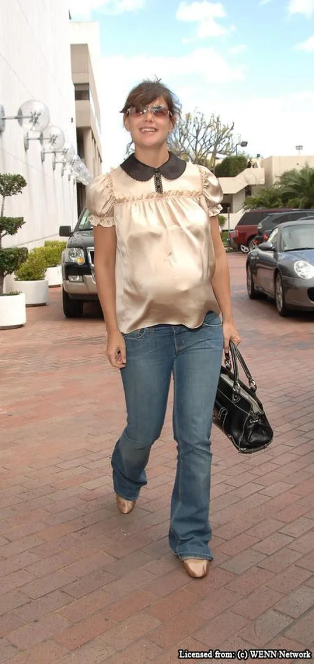 katie holmes shopping