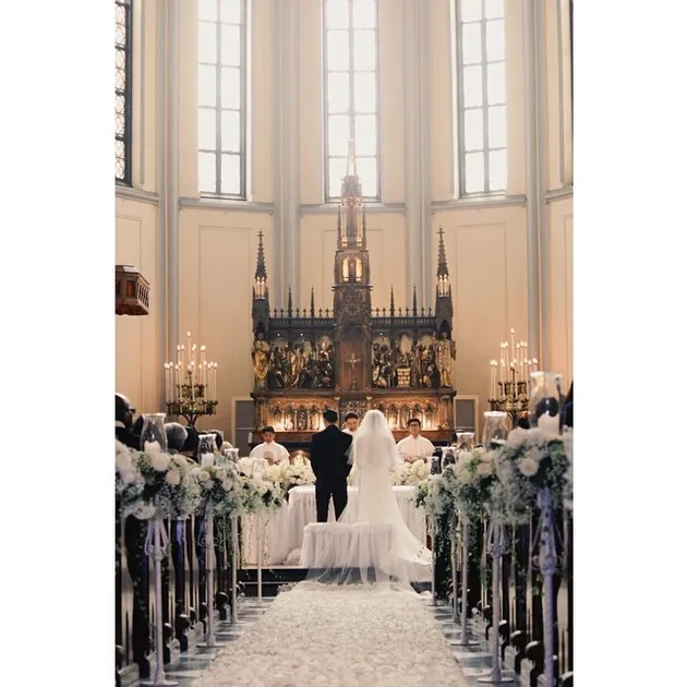 Dominique Diyose dan Marshall Sastra