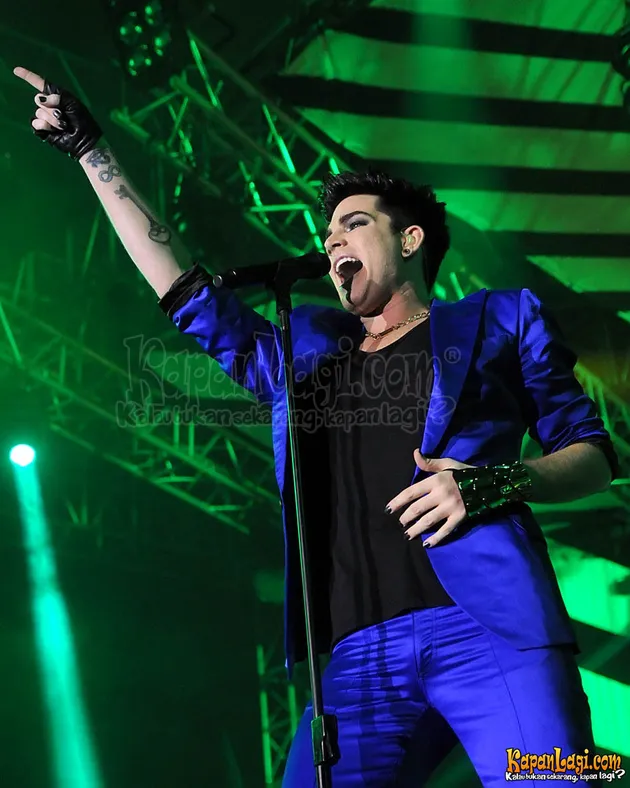 Queen + Adam Lambert