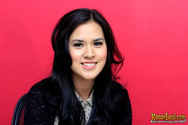 KECANTIKAN NATURAL RAISA - MEMUKAU TANPA JADI VULGAR 